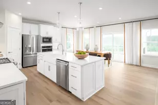 392 Flying Eagle Dr, Commerce, GA 30529 - Photo 7