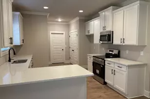 229 Summit View Dr, McDonough, GA 30253 - Photo 11