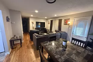 109 Pointe S Dr, Hinesville, GA 31313 - Photo 3