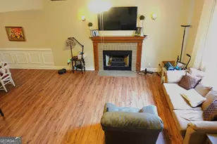 223 Lacey Ln, Winder, GA 30680 - Photo 3
