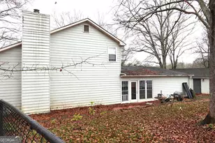 223 Lacey Ln, Winder, GA 30680 - Photo 33