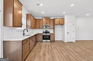 40 Alameda St, Loganville, GA 30052 - Photo 9