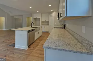 310 Park Pl Dr, Lavonia, GA 30553 - Photo 13