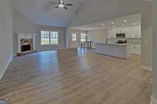 346 Park Pl Dr, Lavonia, GA 30553 - Photo 9