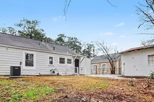 2160 Dowdell Dr, Atlanta, GA 30341 - Photo 23