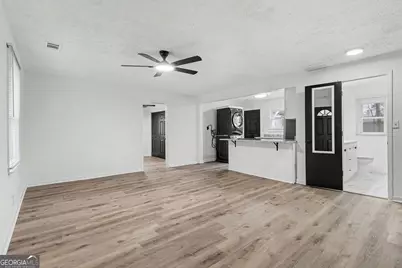 2160 Dowdell Drive, Atlanta, GA 30341 - Photo 5