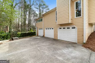 2250 Byron Court SW, Marietta, GA 30064 - Photo 3