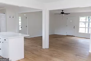 203 S Chilton Crescent, Lagrange, GA 30240 - Photo 9