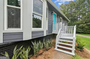 693 Deering Rd SE, Conyers, GA 30094 - Photo 5