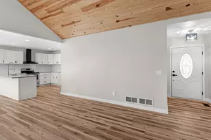 206 Bear Creek Point, Mansfield, GA 30055 - Photo 9