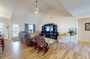 614 Fescue Dr, Statesboro, GA 30458 - Photo 11