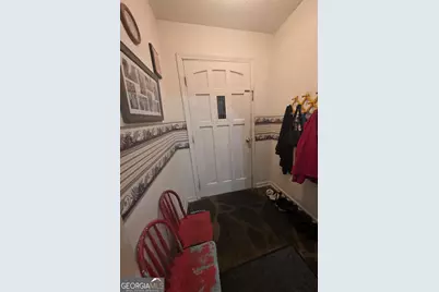 1407 Rainbow Circle, Griffin, GA 30224 - Photo 3