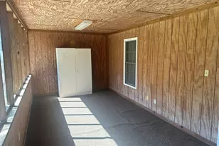 614 N Victory Dr, Lyons, GA 30436 - Photo 41