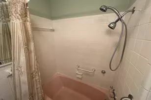 614 N Victory Dr, Lyons, GA 30436 - Photo 27