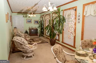 614 N Victory Dr, Lyons, GA 30436 - Photo 9