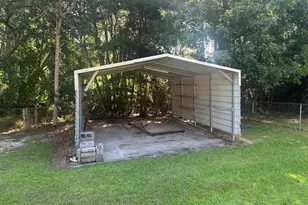 614 N Victory Dr, Lyons, GA 30436 - Photo 9