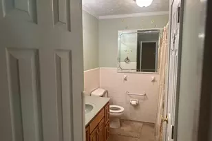 614 N Victory Dr, Lyons, GA 30436 - Photo 25