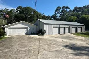 614 N Victory Dr, Lyons, GA 30436 - Photo 3
