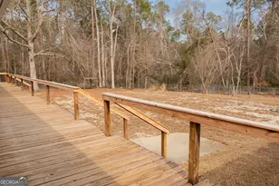 614 N Victory Dr, Lyons, GA 30436 - Photo 31