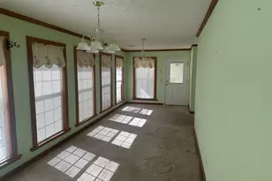 614 N Victory Dr, Lyons, GA 30436 - Photo 23