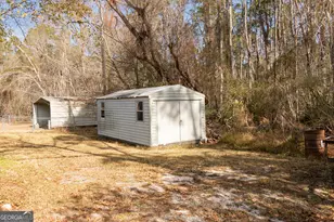 614 N Victory Dr, Lyons, GA 30436 - Photo 33