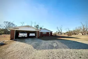 201 Burketts Ferry Rd, Hazlehurst, GA 31539 - Photo 5