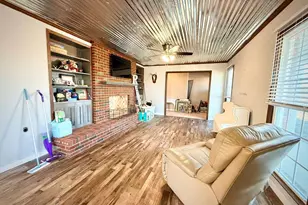 201 Burketts Ferry Rd, Hazlehurst, GA 31539 - Photo 19