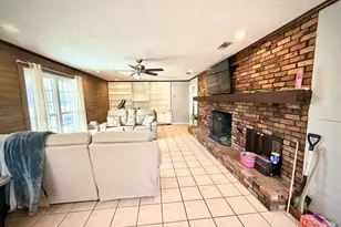 201 Burketts Ferry Rd, Hazlehurst, GA 31539 - Photo 15