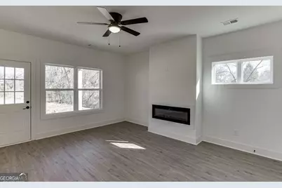 585 Clayton Street, Commerce, GA 30529 - Photo 5