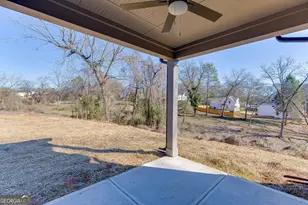 585 Clayton St, Commerce, GA 30529 - Photo 37