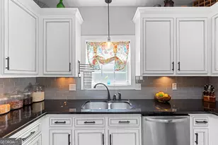 102 White Columns Dr, Kathleen, GA 31047 - Photo 19