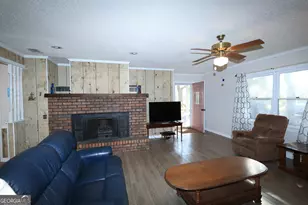 373 Buffalo Dr, Brunswick, GA 31523 - Photo 3