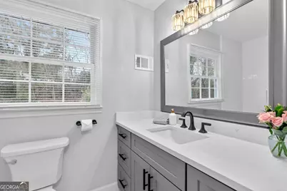 2802 Lakeview Court, Buford, GA 30519 - Photo 17