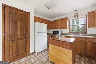 1732 Golfcrest Ct, Stone Mountain, GA 30088 - Photo 15