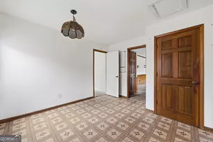 1732 Golfcrest Ct, Stone Mountain, GA 30088 - Photo 19