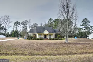 118 Foxworth Trail, Nashville, GA 31639 - Photo 1