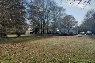 134 Adams St, Lavonia, GA 30553 - Photo 9