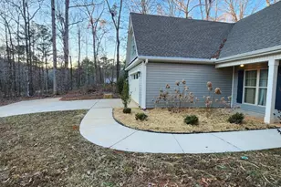 178 Waterview Dr, Lagrange, GA 30240 - Photo 3