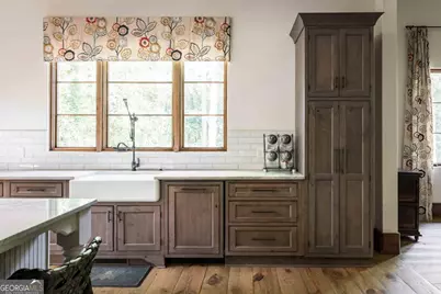 3118 W Roxboro Road NE, Atlanta, GA 30324 - Photo 29