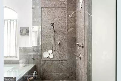 3118 W Roxboro Road NE, Atlanta, GA 30324 - Photo 47