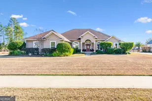 423 Belmont Cir, Brunswick, GA 31525 - Photo 1