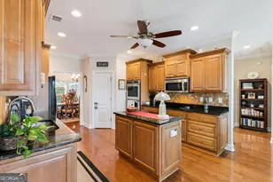 423 Belmont Cir, Brunswick, GA 31525 - Photo 17