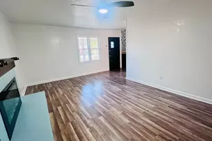 594 S 3rd St, Jesup, GA 31545 - Photo 9