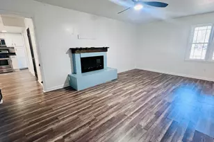 594 S 3rd St, Jesup, GA 31545 - Photo 11