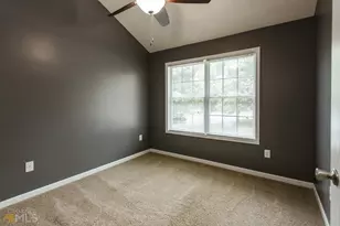 137 Bristol Woods Dr, Athens, GA 30606 - Photo 3