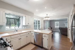 100 Dunsnay Way, Peachtree City, GA 30269 - Photo 11