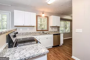 156 King David Dr SW, Lilburn, GA 30047 - Photo 7