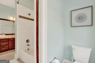 212 Houston St, Savannah, GA 31401 - Photo 13