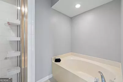 3636 Habersham Road NW #APT 2207, Atlanta, GA 30305 - Photo 23