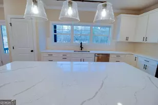 1021 Pointe S, Tignall, GA 30668 - Photo 11